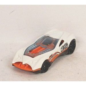 Hot Wheels CUL8R Diecast Car Mattel 1:64 Scale White Vintage Made In Malaysia